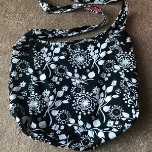 Reversible hobo purse with adjustable strap